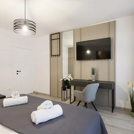 Classy In Centar * Ζαντάρ