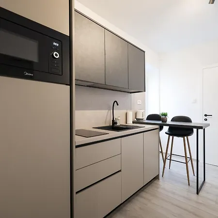 Classy In Centar * Ζαντάρ