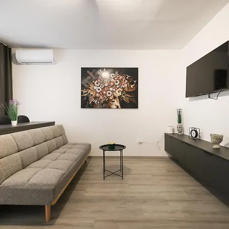 Classy In Centar * Ζαντάρ