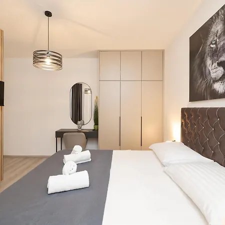 Classy In Centar Apartment *