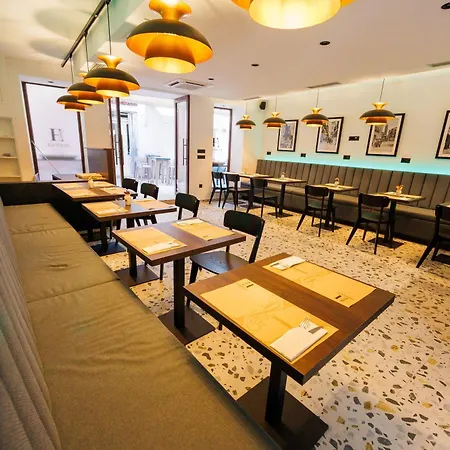 Classy In Centar 아파트