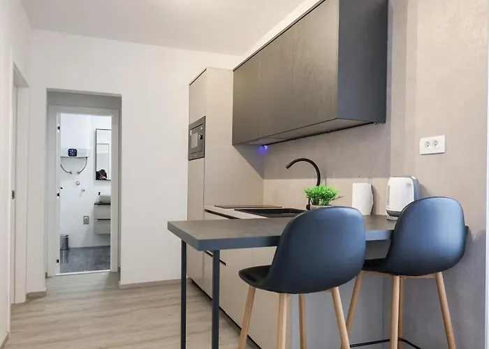 Classy In Centar Apartment *