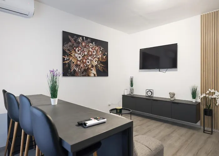 Classy In Centar Apartment *